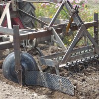 Formation au travail du métal : l’autoconstruction d’outils mararaîchers